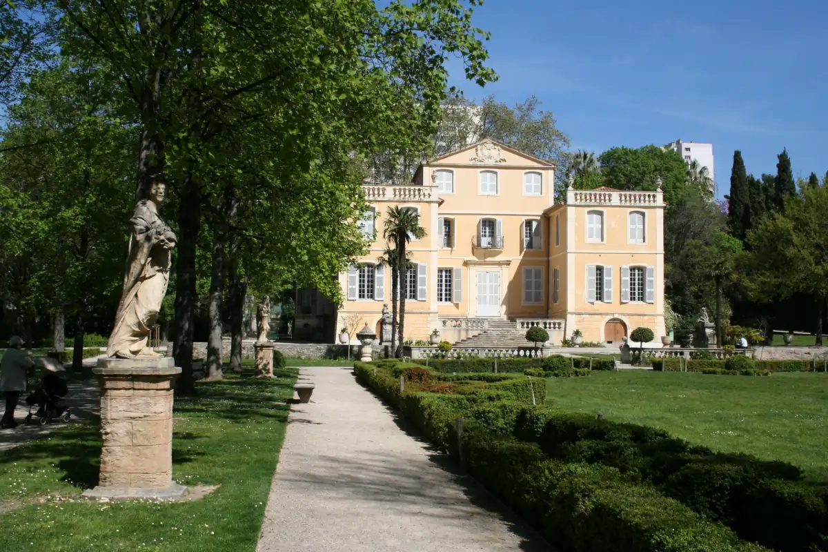 Vedere din Jardin de la Magalone din Marsilia
